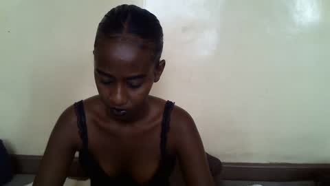 Snapshot of littlesandie chatting on 02/04/25, 07:51 littlesandie online show from 02/04/25, 07:51