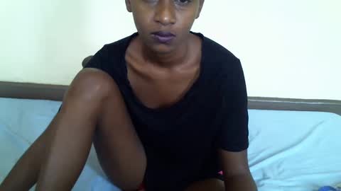 Snapshot of littlesandie chatting on 02/08/25, 05:51 littlesandie online show from 02/08/25, 05:51