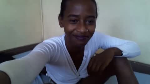 Snapshot of littlesandie chatting on 02/10/25, 11:46 littlesandie online show from 02/10/25, 11:46