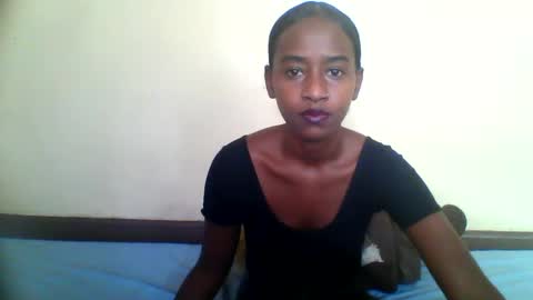 Snapshot of littlesandie chatting on 02/12/25, 05:15 littlesandie online show from 02/12/25, 05:15