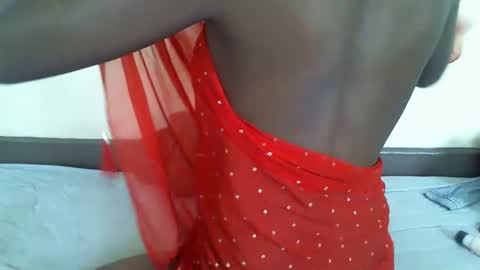 Snapshot of littlesandie chatting on 02/26/25, 12:03 littlesandie online show from 02/26/25, 12:03