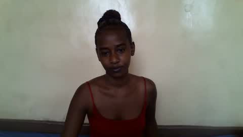 Snapshot of littlesandie chatting on 10/21/25, 05:19 littlesandie online show from 10/21/25, 05:19