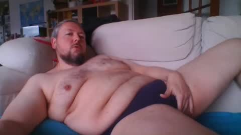 littlesubbear online show from 05/08/26, 11:04