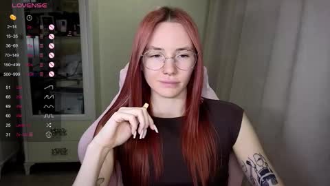 Snapshot of littlevildevil chatting on 10/28/25, 10:52 Eliana online show from 10/28/25, 10:52