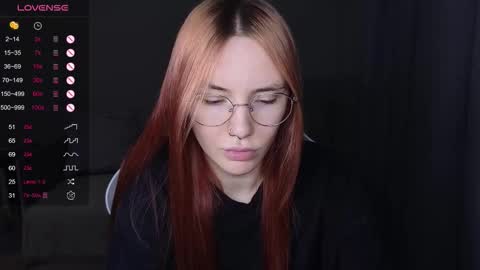 Snapshot of littlevildevil chatting on 11/23/25, 10:59 Eliana online show from 11/23/25, 10:59