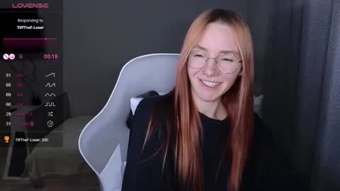 Snapshot of littlevildevil chatting on 12/02/25, 10:42 Eliana online show from 12/02/25, 10:42