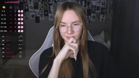 Eliana online show from 03/21/26, 10:42