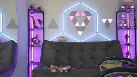 littlevixen18 online show from 09/12/25, 02:17