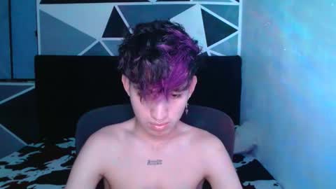 Snapshot of littlextrem chatting on 12/11/24, 07:31 Eros online show from 12/11/24, 07:31