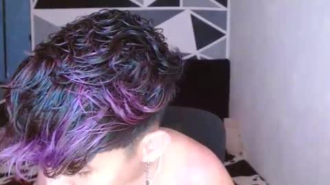 Snapshot of littlextrem chatting on 01/09/25, 12:25 Eros online show from 01/09/25, 12:25