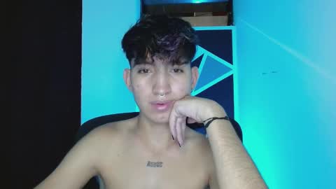 Snapshot of littlextrem chatting on 03/07/25, 05:40 Eros online show from 03/07/25, 05:40