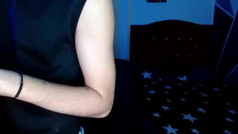 Snapshot of littlextrem chatting on 09/12/25, 02:33 Eros online show from 09/12/25, 02:33