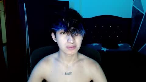 Snapshot of littlextrem chatting on 10/06/25, 05:27 Eros online show from 10/06/25, 05:27