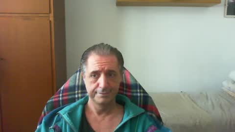 Snapshot of liuk53 chatting on 04/11/26, 12:53 liuk53 online show from 04/11/26, 12:53