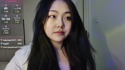 nana online show from 03/08/25, 04:17