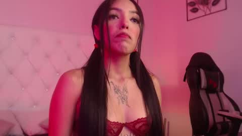 Snapshot of liv20_ chatting on 02/03/26, 08:14 Nicky online show from 02/03/26, 08:14