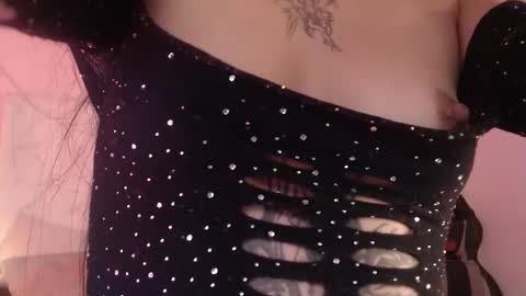 Snapshot of liv20_ chatting on 02/08/26, 07:28 Nicky online show from 02/08/26, 07:28