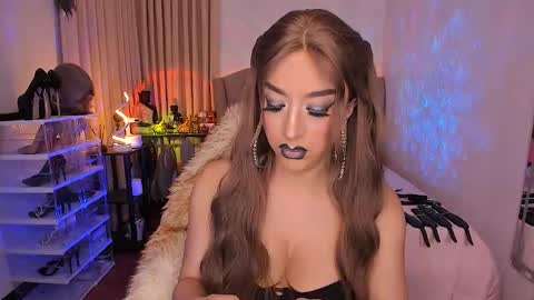 Goddess Ayumi online show from 10/28/25, 10:19