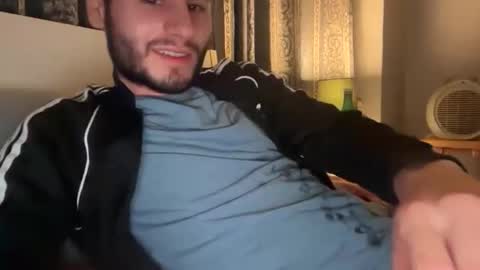 Snapshot of livefantesy4 chatting on 01/18/26, 12:58 livefantesy4 online show from 01/18/26, 12:58