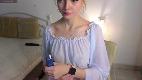 Snapshot of livia_hot chatting on 07/10/26, 12:52 livia_hot online show from 07/10/26, 12:52