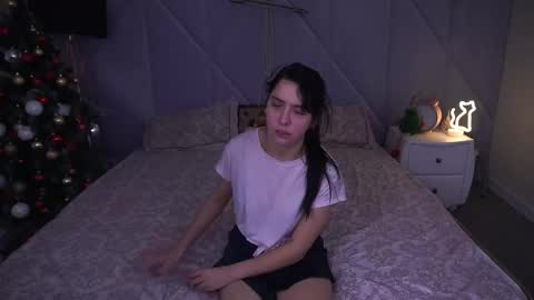 liviashy online show from 12/18/25, 03:51