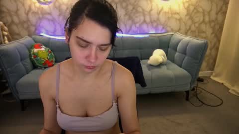 liviashy online show from 01/11/26, 08:14