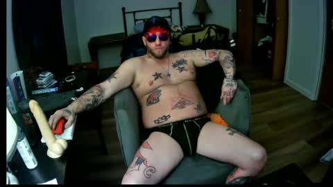 Snapshot of livingpuddle chatting on 05/14/26, 12:17 livingpuddle online show from 05/14/26, 12:17