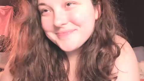 Snapshot of livinsubspace chatting on 10/14/25, 12:44 Liv online show from 10/14/25, 12:44