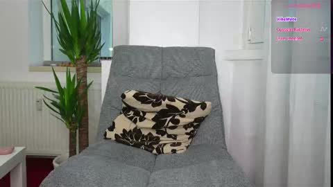 OnlyFans livia77   twitter liv20 4u online show from 11/14/25, 02:27