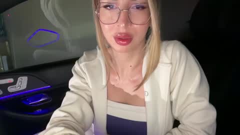 OnlyFans livia77   twitter liv20 4u online show from 04/06/26, 03:37