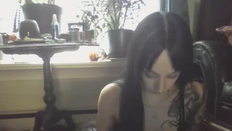 Liv Mirage online show from 05/21/26, 08:27