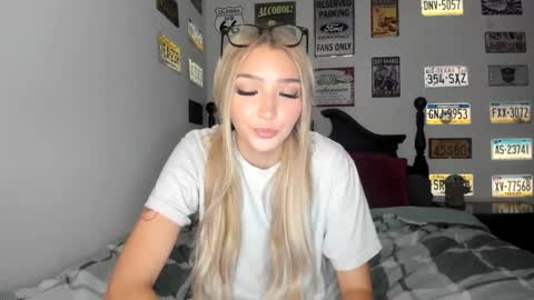 Livvy online show from 01/13/26, 04:40