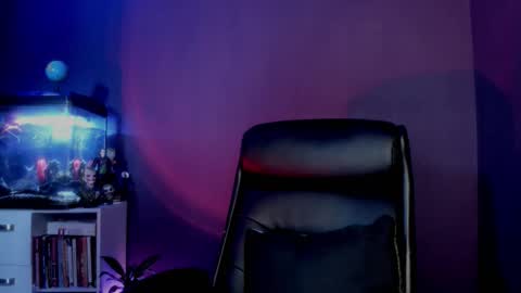 Snapshot of lixrose chatting on 12/16/25, 11:10 LixRose online show from 12/16/25, 11:10