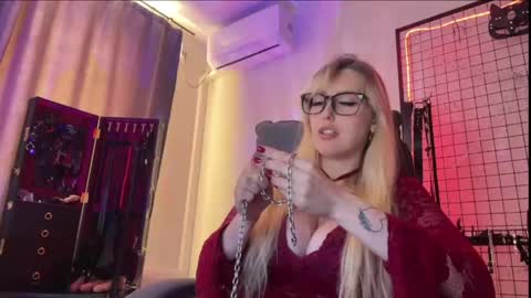 Liya Ray online show from 05/28/26, 03:31