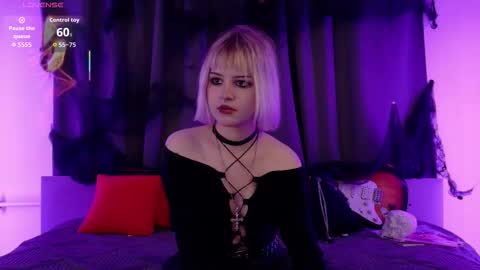 LIA online show from 09/28/25, 01:38