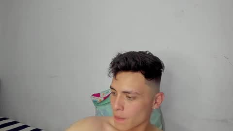 Snapshot of liz_and_chris1 chatting on 12/06/24, 07:54 Chris online show from 12/06/24, 07:54