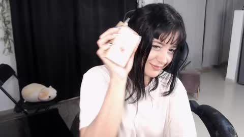 Snapshot of liz_beths chatting on 02/03/26, 02:21 Elizabeth online show from 02/03/26, 02:21