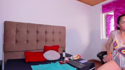liz_grettel online show from 07/14/26, 06:57