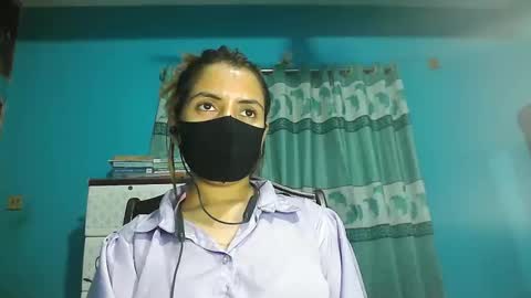 Snapshot of liza590865 chatting on 11/27/25, 11:18 liza590865 online show from 11/27/25, 11:18