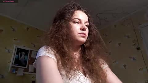 Molly online show from 05/15/26, 02:24