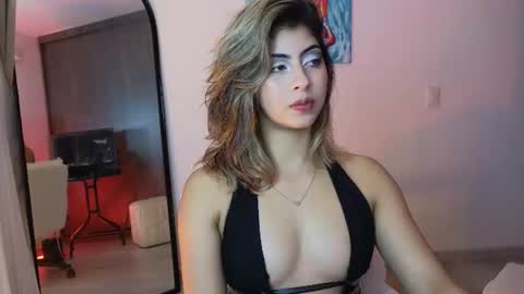 Snapshot of lizambarr chatting on 08/03/26, 02:21 Lizeth online show from 08/03/26, 02:21