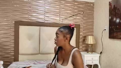 Snapshot of lizasmithx chatting on 05/14/26, 08:59 lizas online show from 05/14/26, 08:59