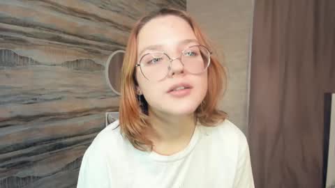 Snapshot of lizbethhaith chatting on 12/11/24, 10:49 Lizbeth or Lizzy online show from 12/11/24, 10:49