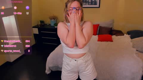 Snapshot of lizbethhaith chatting on 12/26/24, 10:31 Lizbeth or Lizzy online show from 12/26/24, 10:31