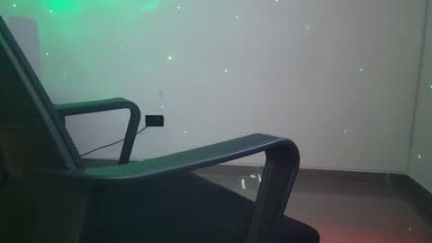 Mistress Liz Escobarxxx online show from 10/31/25, 07:42