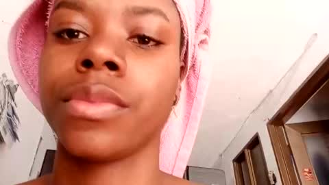 liz online show from 02/02/25, 08:51