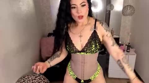 Lizha  online show from 11/06/25, 05:25