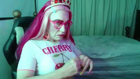 Lizi Chery Strawbery online show from 04/12/26, 10:09