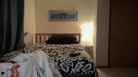 Snapshot of lizpurrxxx chatting on 01/12/26, 02:33 Liz Purr online show from 01/12/26, 02:33