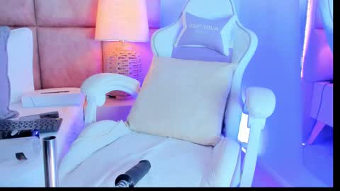 Liz online show from 02/07/26, 04:43